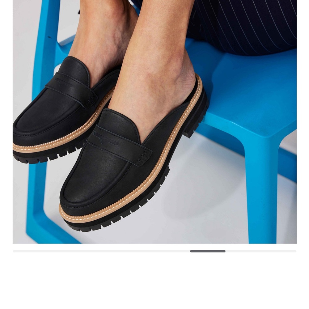 TOMS Women's Cara Lug Sole Loafer Mule. Black. Size 8.